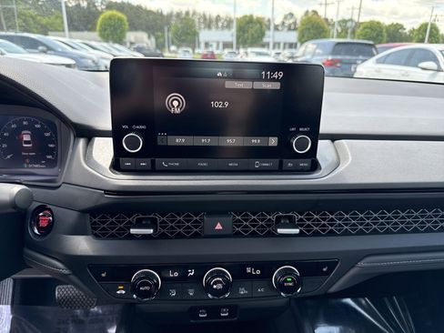 Certified 2024 Honda Accord EX image 23