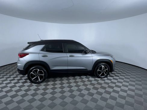 Used 2023 Chevrolet TrailBlazer RS FWD image 9