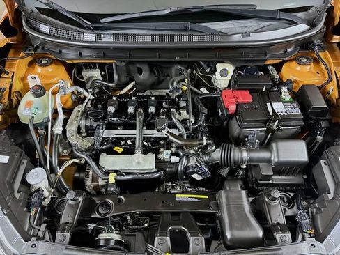 Used 2021 Nissan Kicks SR w/ SR Premium Package FWD image 31