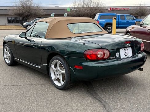Used 2001 MAZDA MX-5 Miata LS image 12
