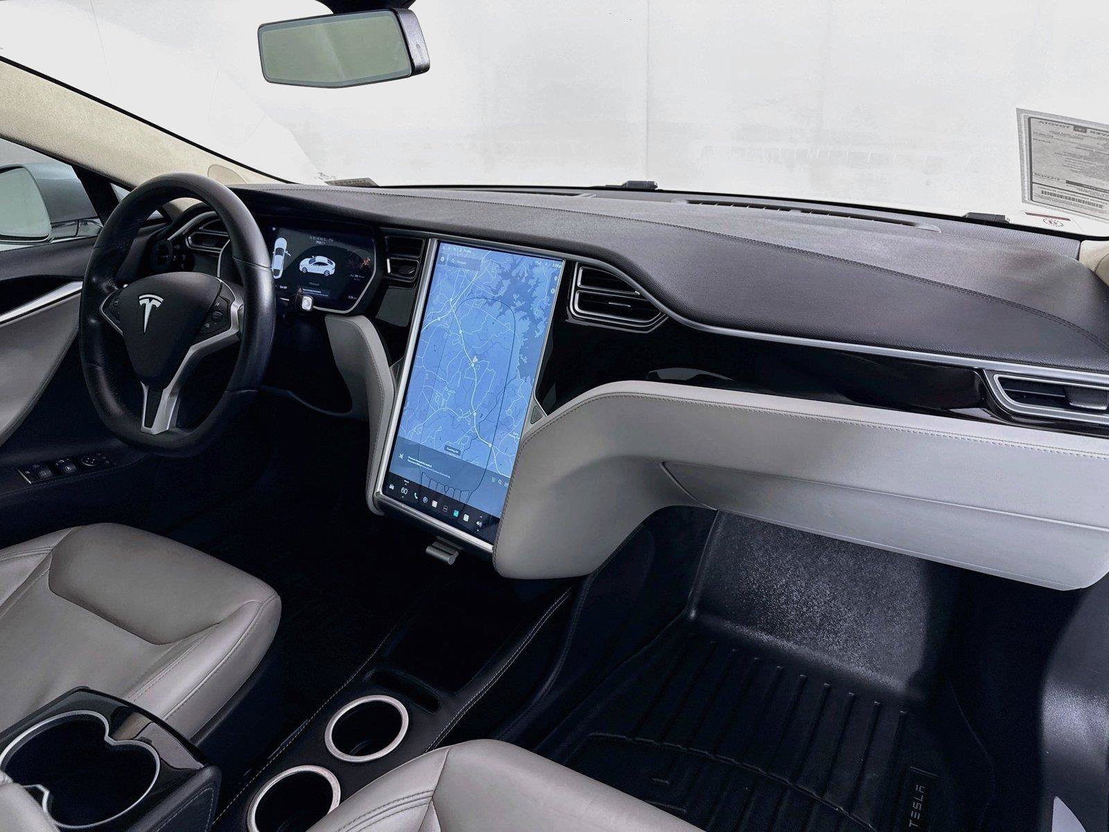 Used 2015 Tesla Model S 70D AWD/4WD image 34