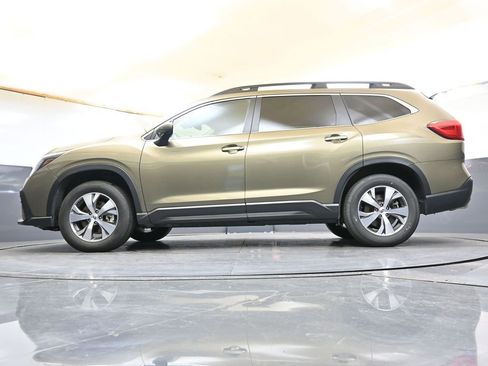 Certified 2025 Subaru Ascent Premium AWD/4WD image 31