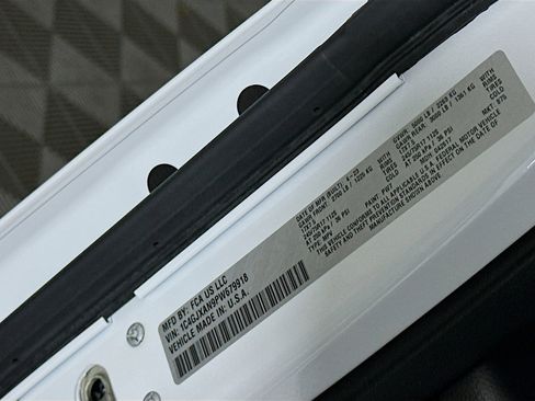 Used 2023 Jeep Wrangler Sport S image 12