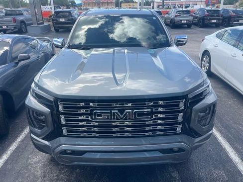 Used 2023 GMC Canyon Denali AWD/4WD image 2