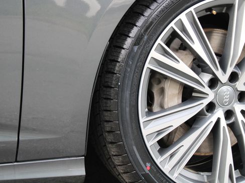 Used 2019 Audi A6 3.0T Prestige w/ Prestige Package image 28