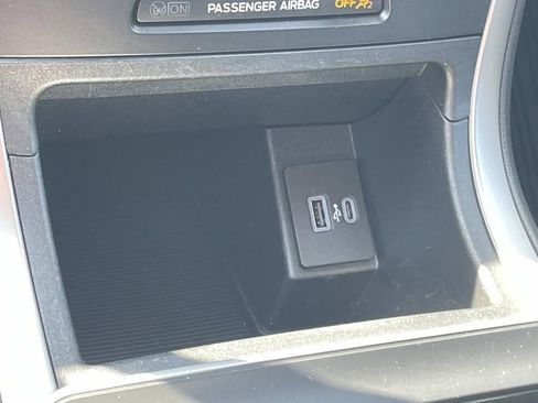 Used 2024 Ford Edge SE w/ Cargo Accessory Package image 20