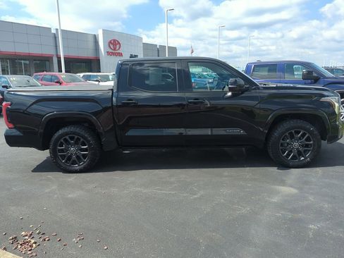 Used 2023 Toyota Tundra Platinum AWD/4WD image 9