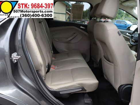 Used 2017 Ford Escape SE AWD/4WD image 17