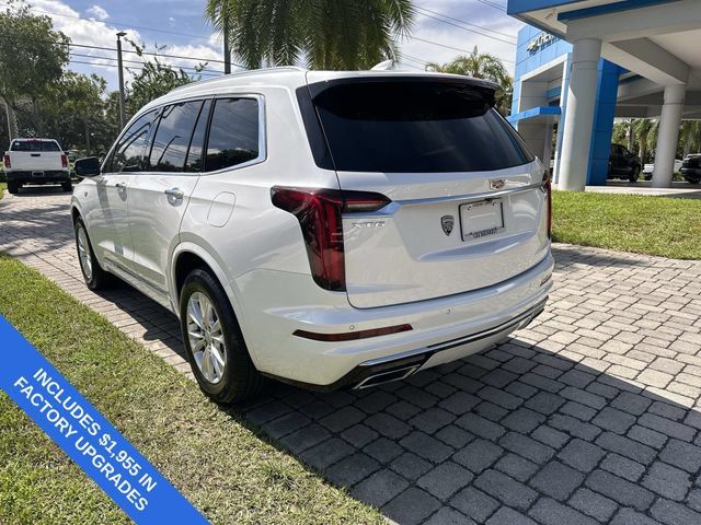Used 2024 Cadillac XT6 Luxury w/ LPO, Floor Liner Package FWD image 32