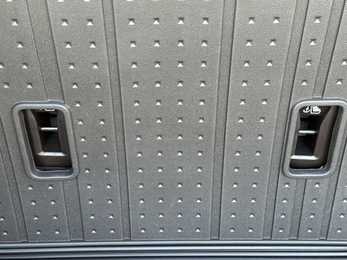 New 2026 Chevrolet Tahoe LS image 22