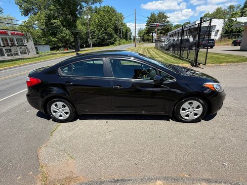 Used 2015 Kia Forte LX w/ Protection Package FWD image 4