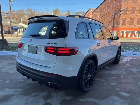 New 2026 Mercedes-Benz GLB 35 AMG 4MATIC image 10