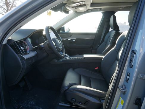 New 2026 Volvo XC90 B6 Ultra w/ Lounge Package image 5