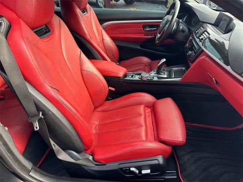 Used 2017 BMW 430i Convertible image 11