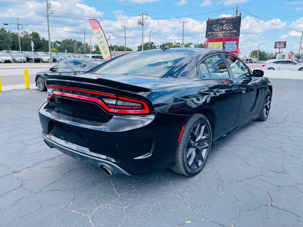 Used 2022 Dodge Charger R/T w/ Blacktop Package RWD image 11