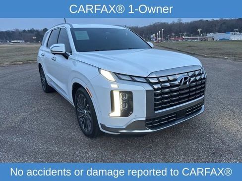 Used 2024 Hyundai Palisade Calligraphy image 2