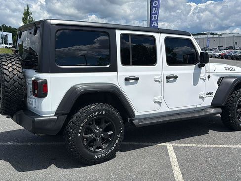 Used 2023 Jeep Wrangler Unlimited Sport AWD/4WD image 5