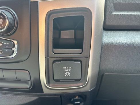 Used 2014 RAM 1500 Lone Star RWD image 31