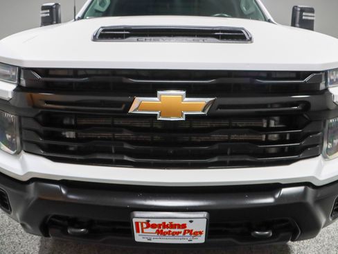 Used 2024 Chevrolet Silverado 3500 W/T w/ WT Convenience Package AWD/4WD image 4