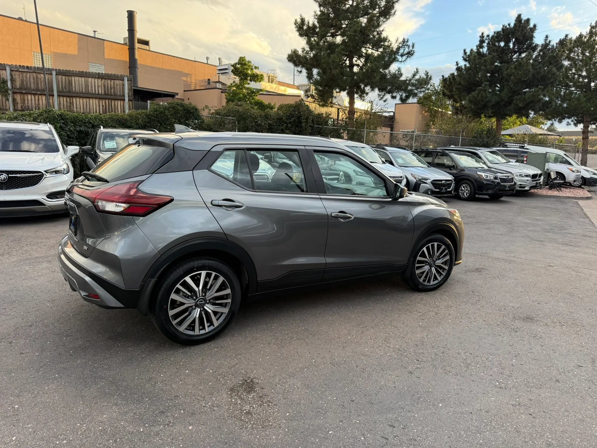Used 2023 Nissan Kicks SV FWD image 8