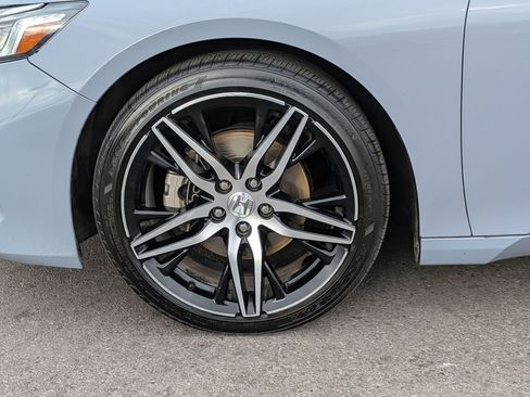 Used 2021 Honda Accord Touring image 13