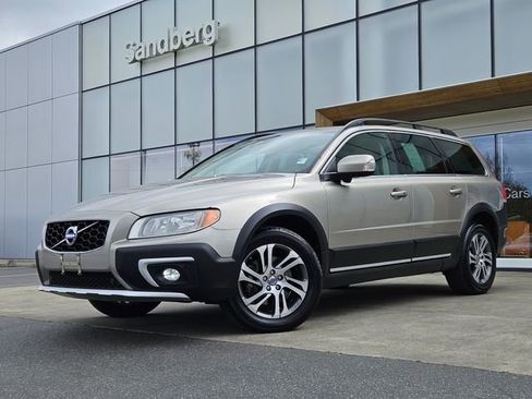 Used 2014 Volvo XC70 3.2 w/ Climate Package AWD/4WD image 1