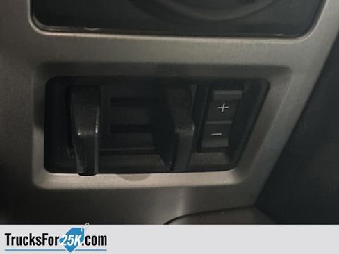 Used 2018 Ford F150 Lariat image 46