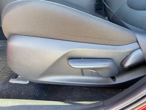 Used 2025 Toyota RAV4 LE FWD image 22