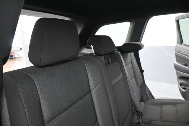 Used 2020 Jeep Grand Cherokee Laredo w/ Security & Convenience Group AWD/4WD image 25