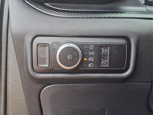 Used 2023 Ford Explorer ST-Line image 19