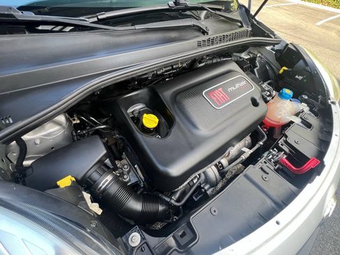 Used 2015 FIAT 500L Easy FWD image 26