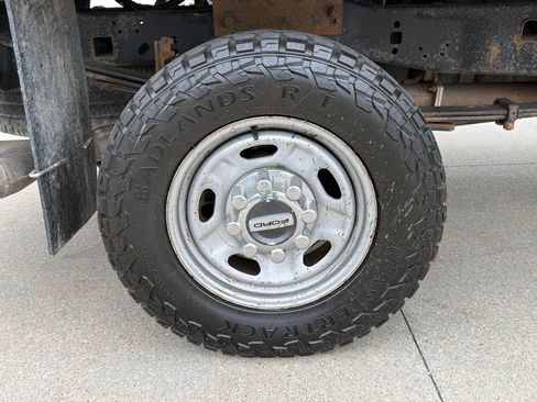Used 2019 Ford F250 XL w/ Power Equipment Group AWD/4WD image 44