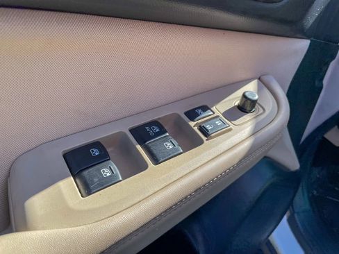 Used 2018 Subaru Outback 2.5i AWD/4WD image 26