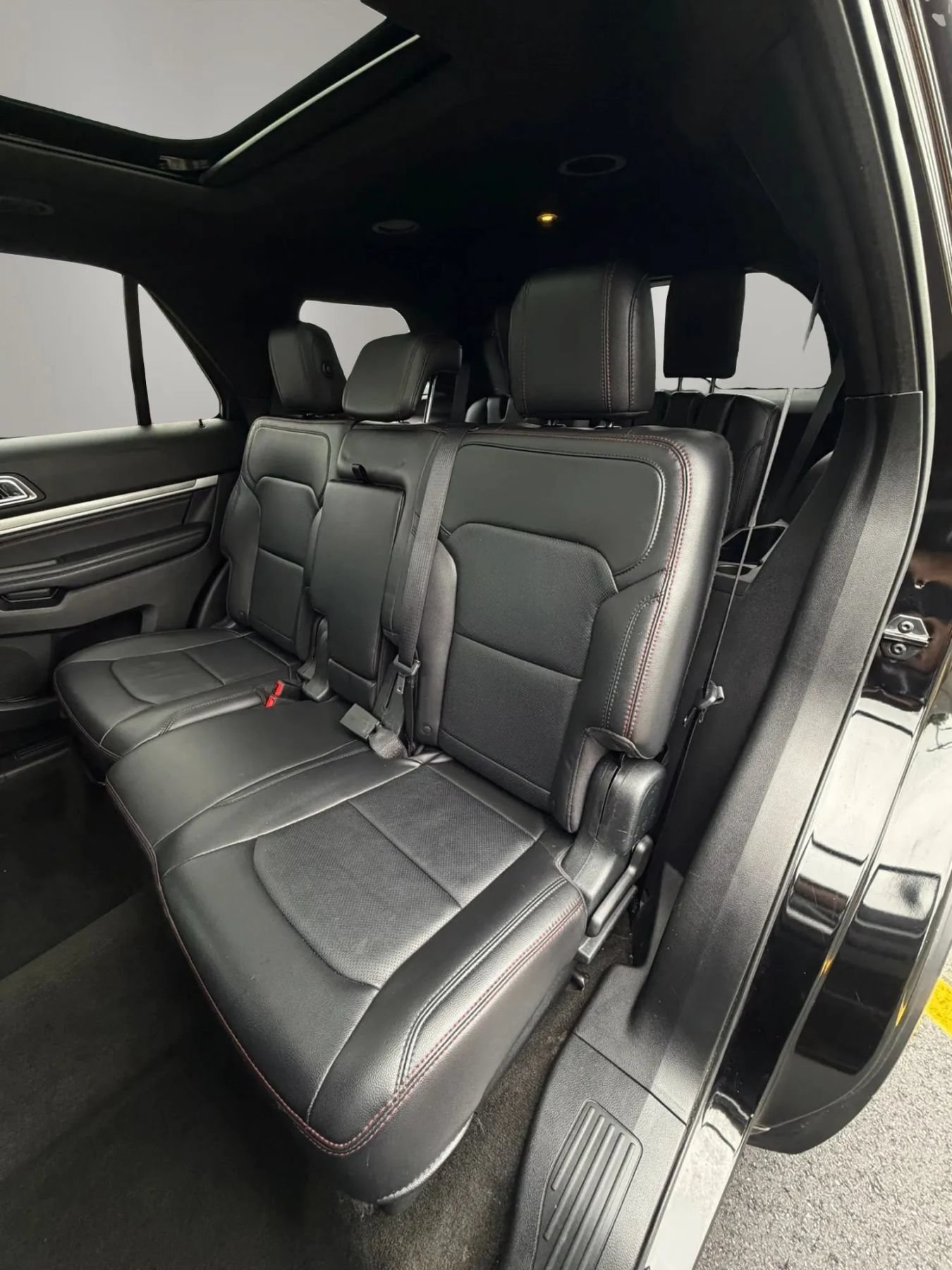 Used 2017 Ford Explorer Sport AWD/4WD image 14