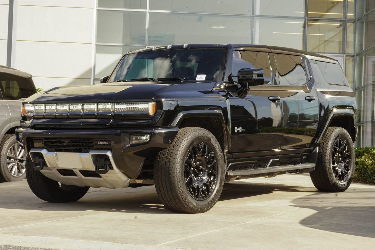 Used 2025 GMC Hummer EV 3X AWD/4WD image 8