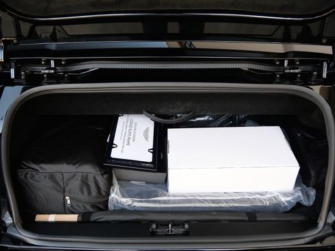 New 2026 Aston Martin Vanquish Convertible image 25