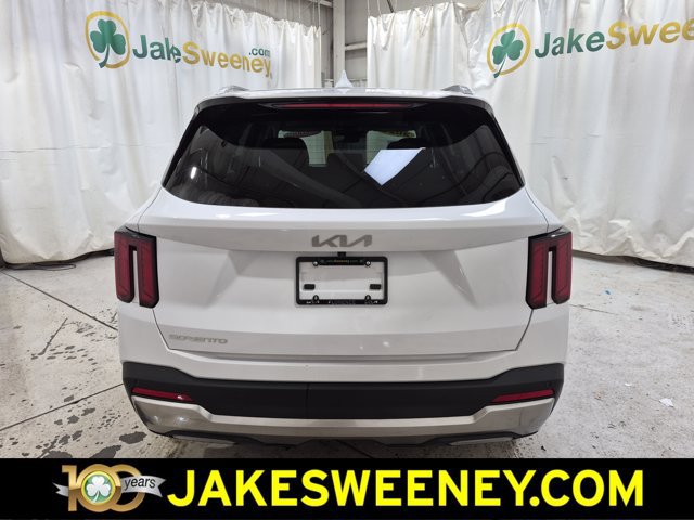 Used 2026 Kia Sorento S w/ S Panoramic Sunroof Package FWD image 9