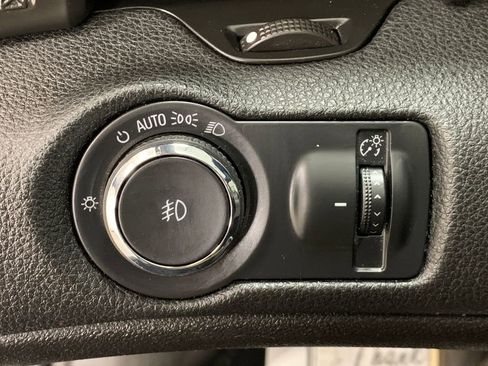 Used 2014 Chevrolet Malibu LT image 12