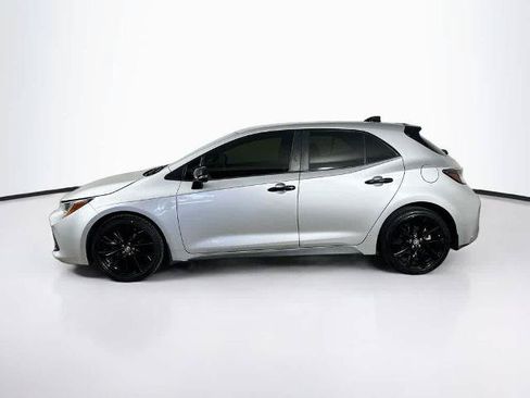 Used 2020 Toyota Corolla SE FWD image 3