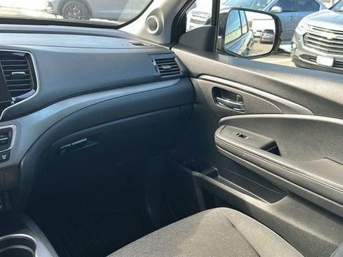 Used 2023 Honda Ridgeline Sport image 23