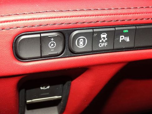 Used 2022 Acura MDX A-Spec image 22