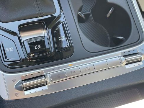 New 2026 Kia Carnival SX Prestige FWD image 40