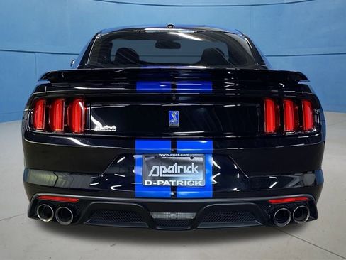 Used 2018 Ford Mustang Shelby GT350 w/ Convenience Package image 10