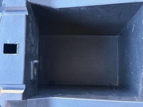 Used 2017 Ford Explorer Limited image 30