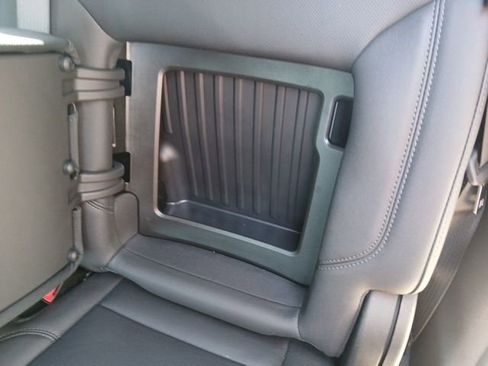 Used 2025 GMC Sierra 1500 SLT w/ SLT Premium Plus Package image 19