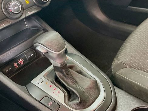 Used 2020 Kia Forte LXS image 17