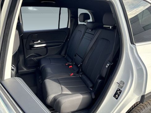 New 2026 Mercedes-Benz GLB 250 image 10