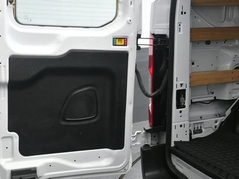 Used 2025 Ford Transit 250 Low Roof w/ Exterior Upgrade Package RWD image 22