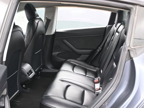 Used 2022 Tesla Model 3 Long Range image 36