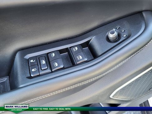 Used 2023 Jeep Grand Cherokee 4WD 4xe image 32